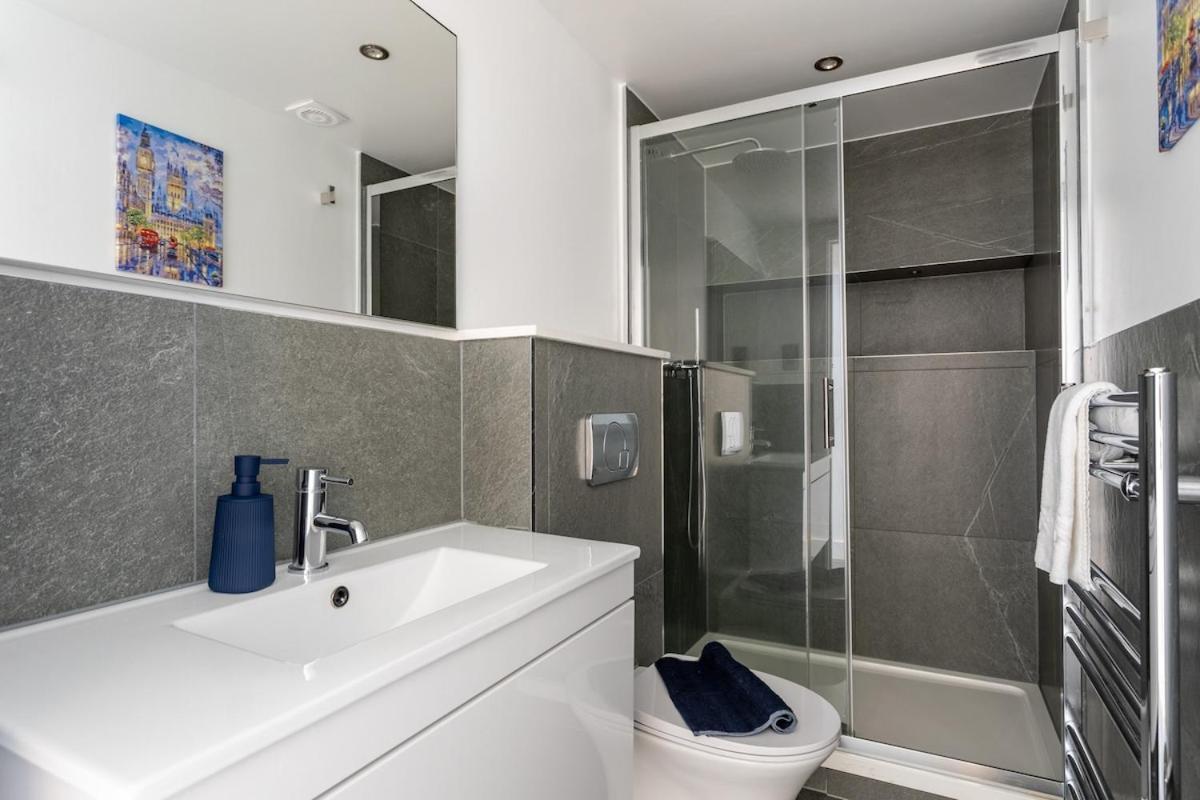 Апартаменти Stylish 2-Bed Flat In The Heart Of West Hampstead Лондон Екстер'єр фото