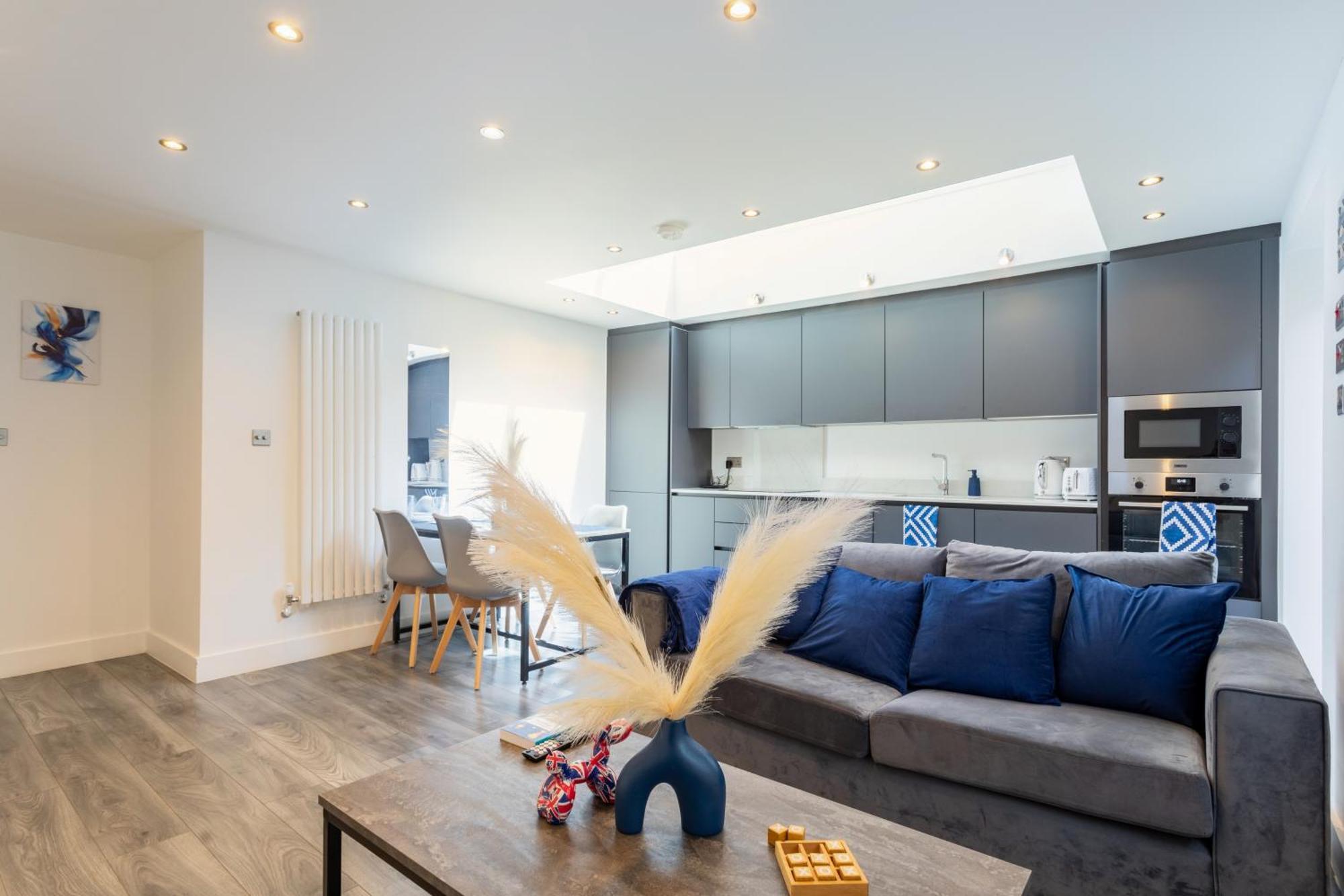 Апартаменти Stylish 2-Bed Flat In The Heart Of West Hampstead Лондон Екстер'єр фото